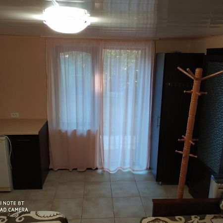 Small Guest House Novoalekszeevka Kültér fotó