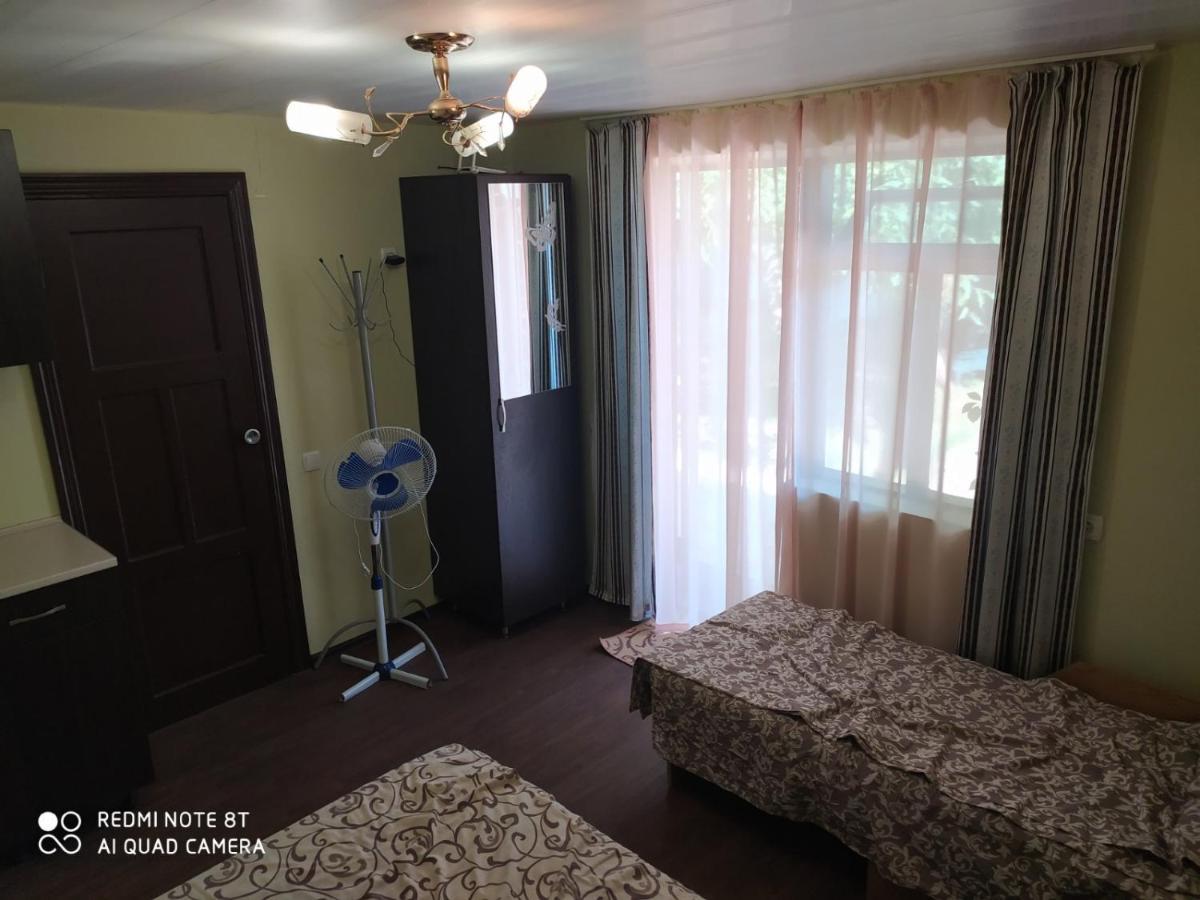 Small Guest House Novoalekszeevka Kültér fotó