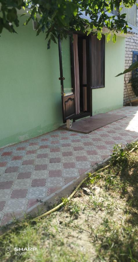 Small Guest House Novoalekszeevka Kültér fotó